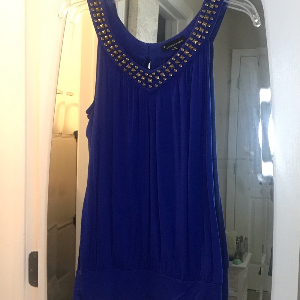 V neck tank